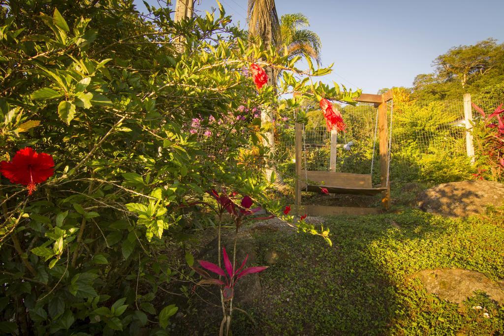 Haleiwa Chales E Suites - A Guest House Do Prumirim Ubatuba Exterior photo